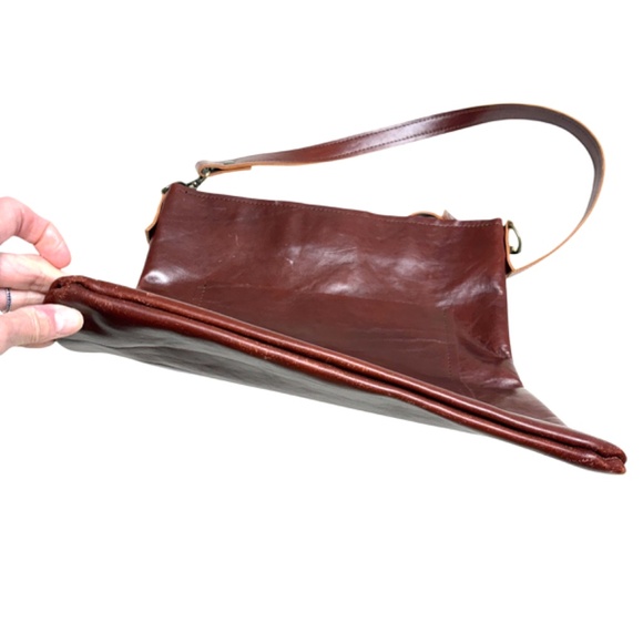 bag large leather crossbody unlined detachable strap handmade snap close - Picture 5 of 11